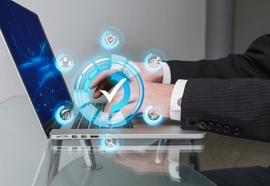 坚守本地合规与透明运营